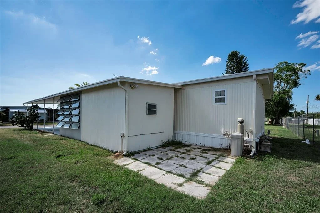 Photo of 3230 LANARK DRIVE