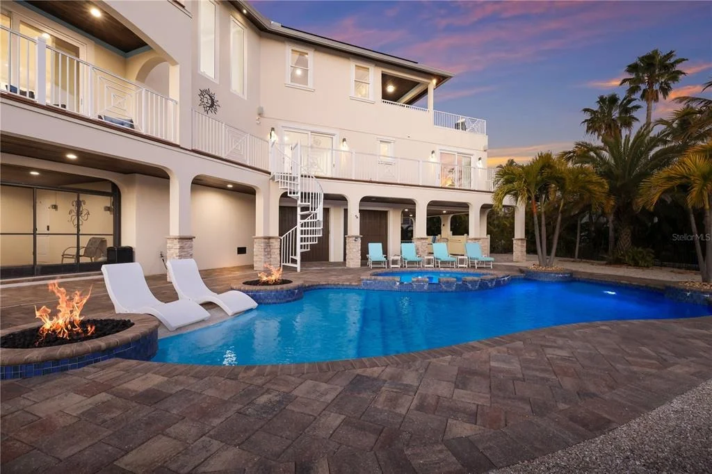 Photo of 313 HAMMOCK CIRCLE