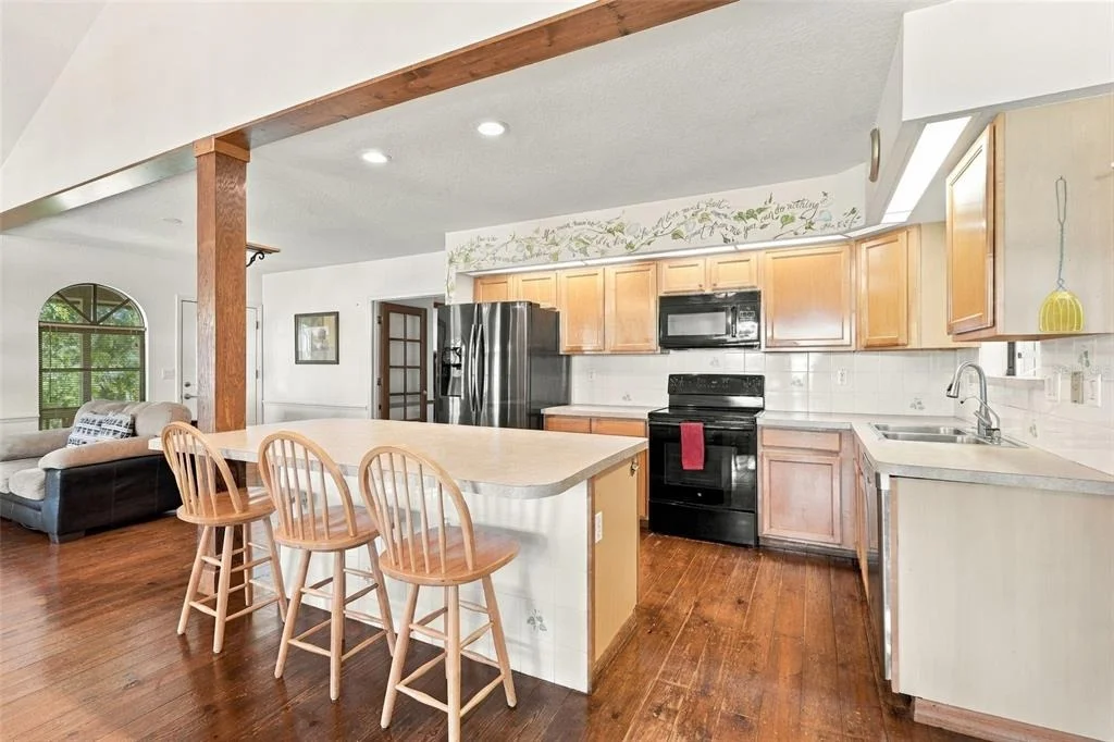 Photo of 310 HOWARD STREET