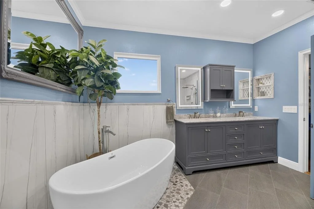 Photo of 5216 POINT HARBOR LANE
