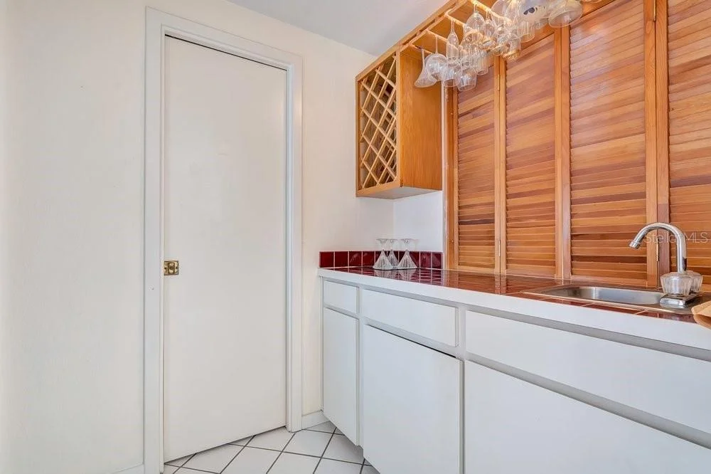 Photo of 233 FLAME AVENUE