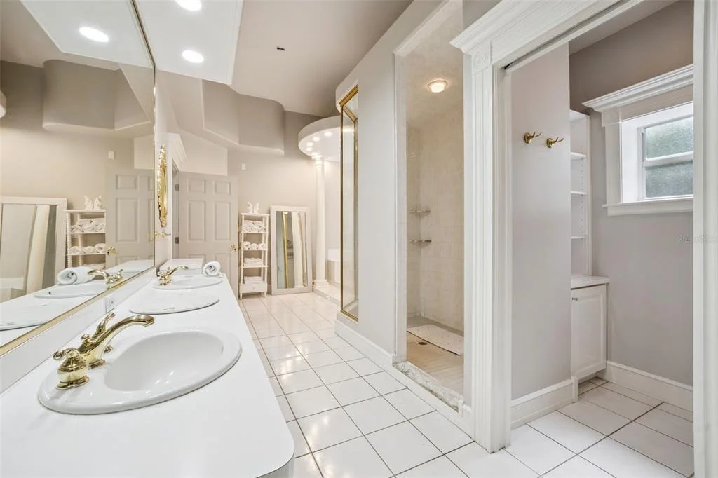 Photo of 21033 VIOLET ROAD