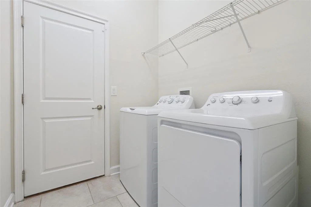 Photo of 2733 ATTWATER LOOP