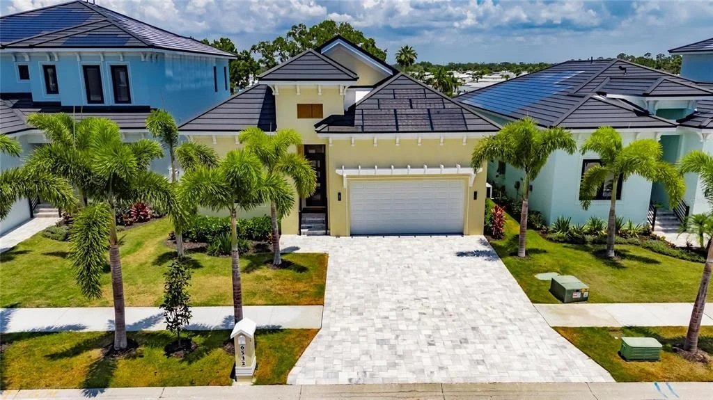 Photo of 6532 SIMONE SHORES CIRCLE