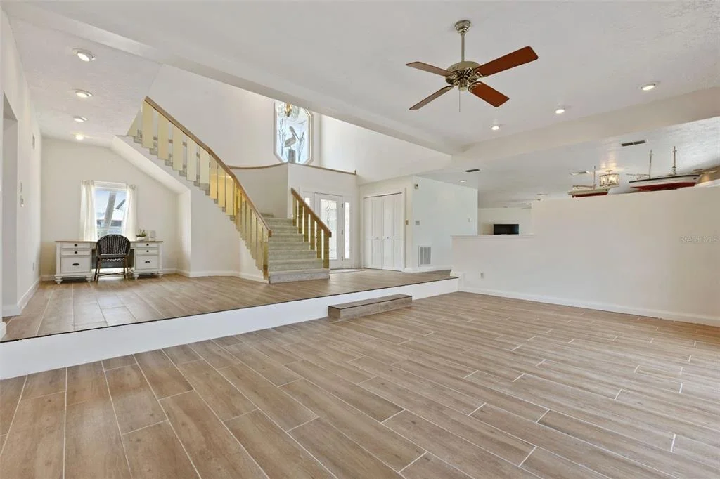 Photo of 290 BAYSIDE DRIVE