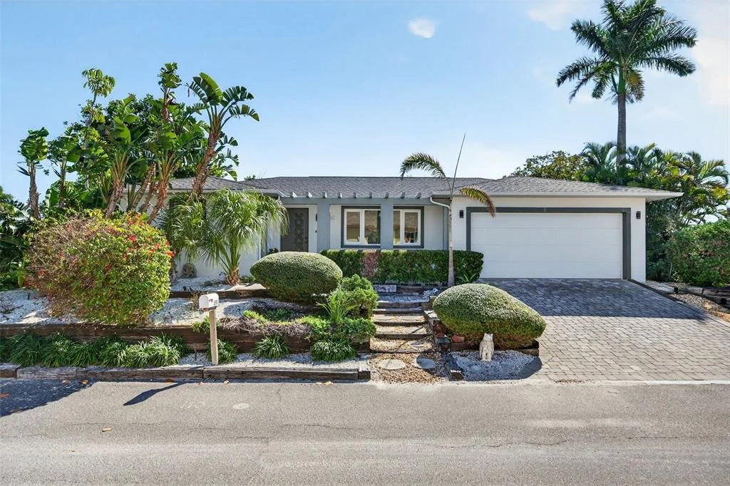 Photo of 550 DE NARVAEZ DRIVE