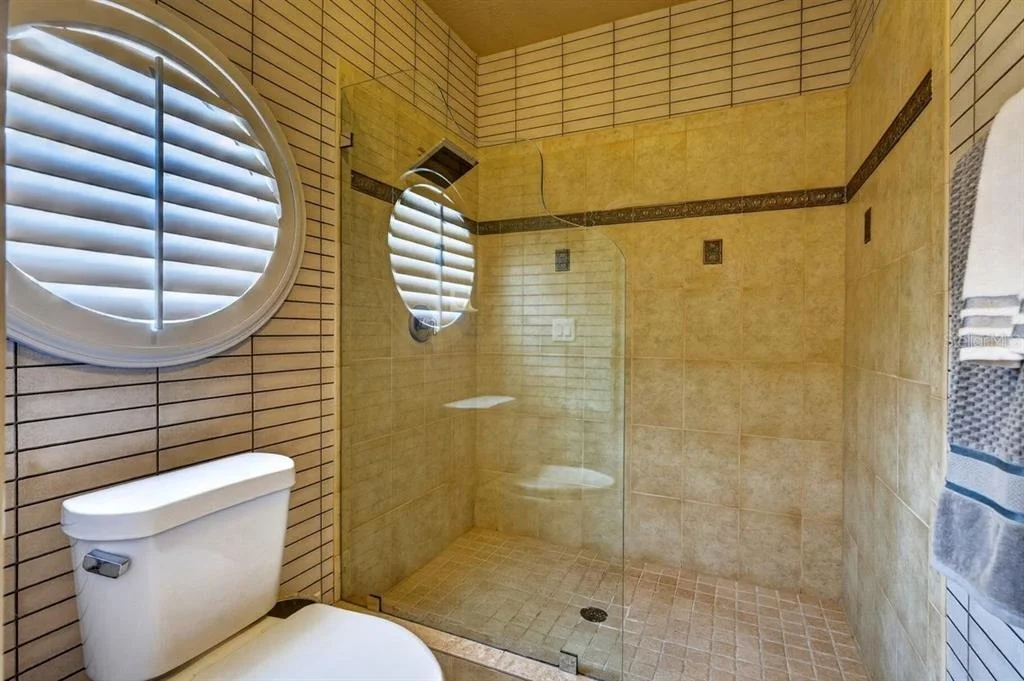 Photo of 1117 OXBRIDGE LANE