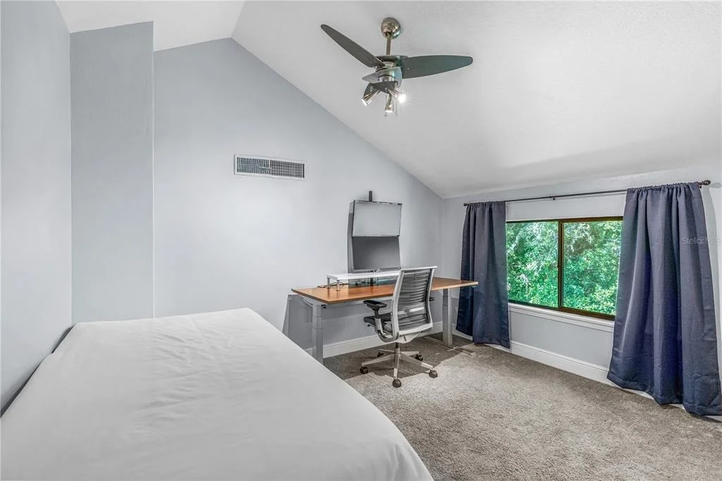 Photo of 285 BAYRIDGE COURT