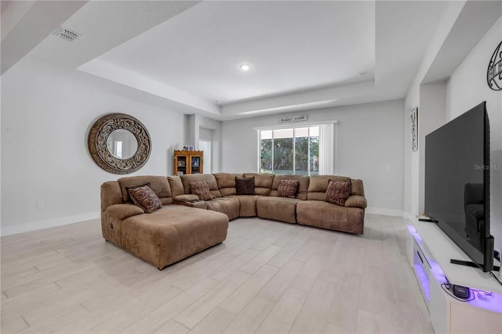 Photo of 3034 ADRIAN DRIVE