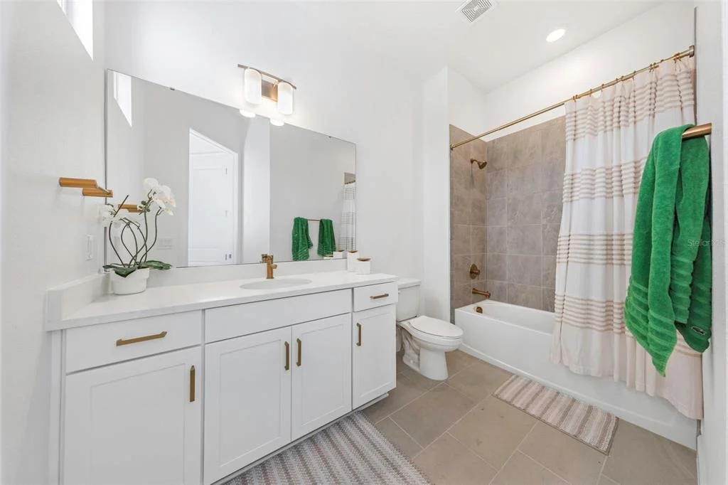 Photo of 1016 SIGNET DRIVE