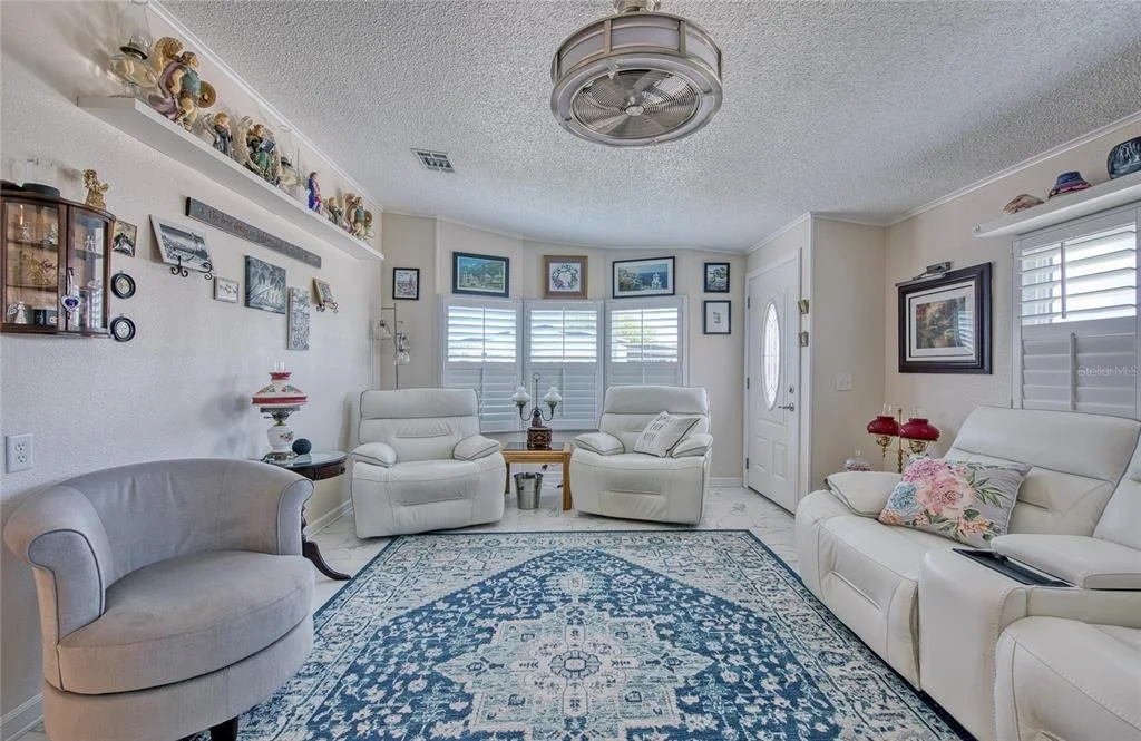 Photo of 214 DOLPHIN DRIVE N