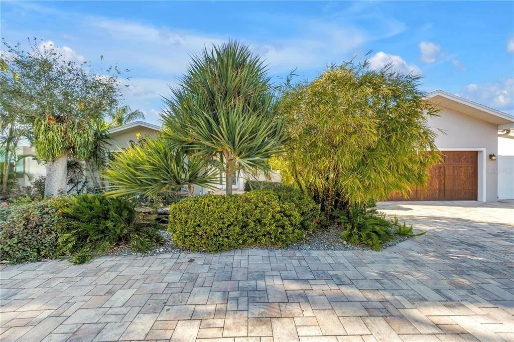 Photo of 2890 ALTON DRIVE