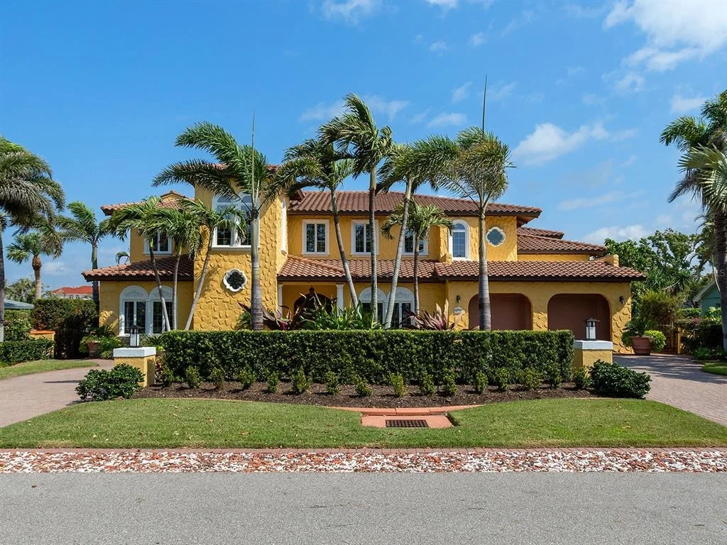 Photo of 416 BAYCREST DRIVE