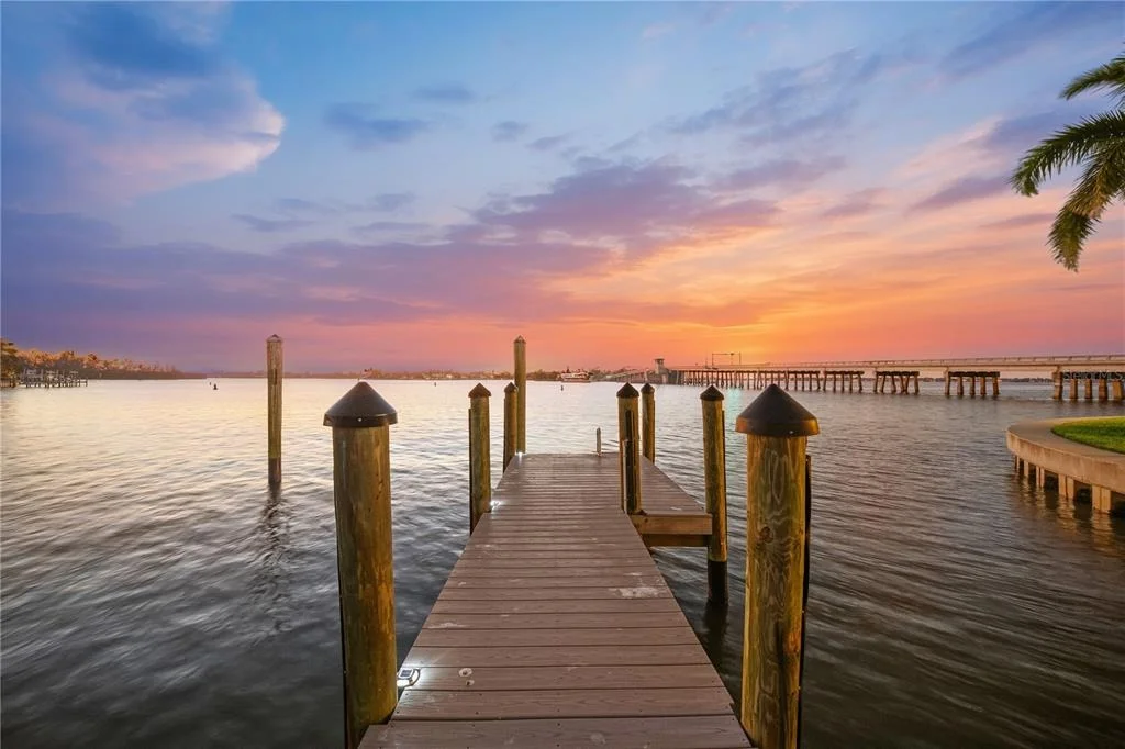 Photo of 1400 SIESTA DRIVE
