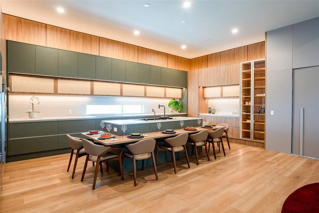 Photo of 15125 PENDIO DRIVE