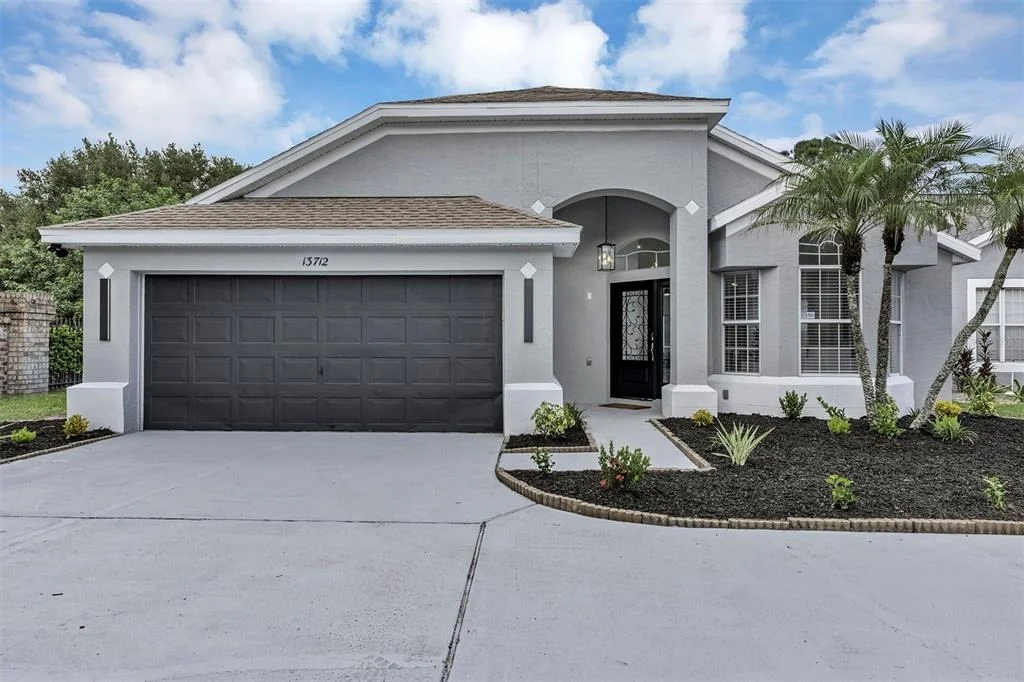 Photo of 13712 DEVLIN COURT