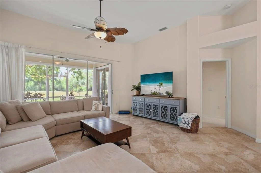 Photo of 7617 WHITEBRIDGE GLEN