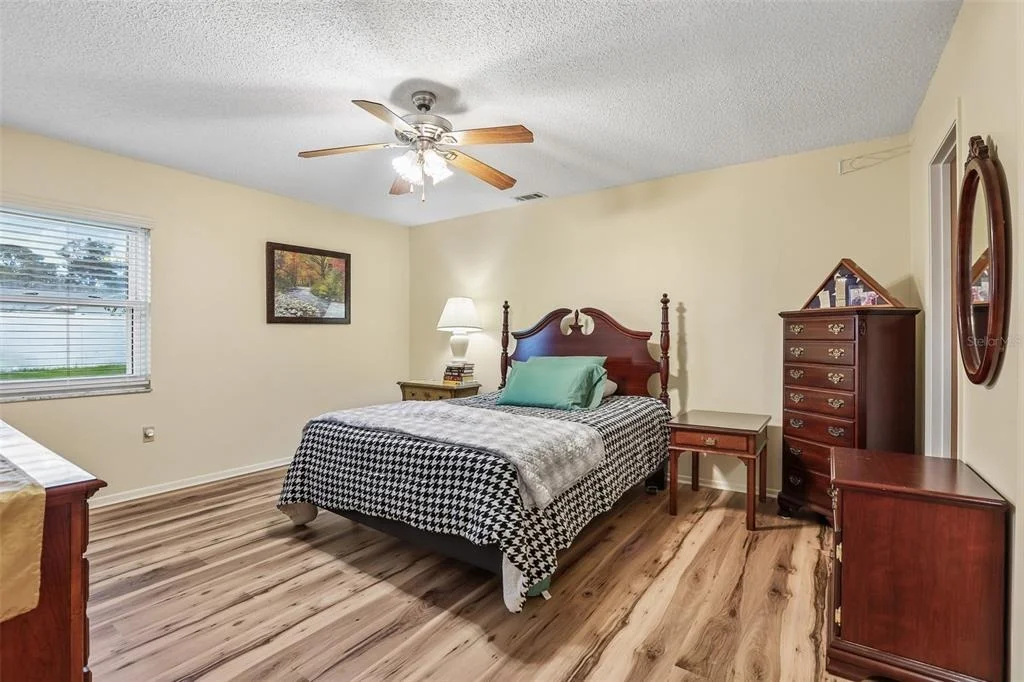 Photo of 3280 AMBASSADOR AVENUE
