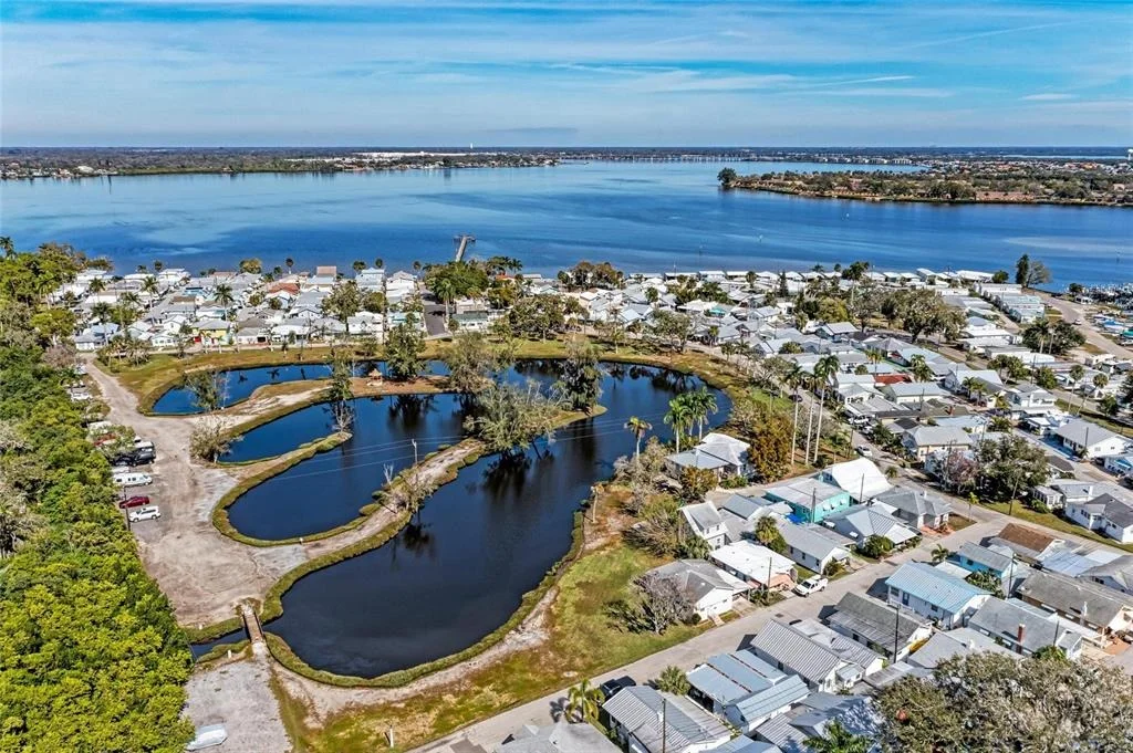Photo of 31 SEMINOLE DRIVE