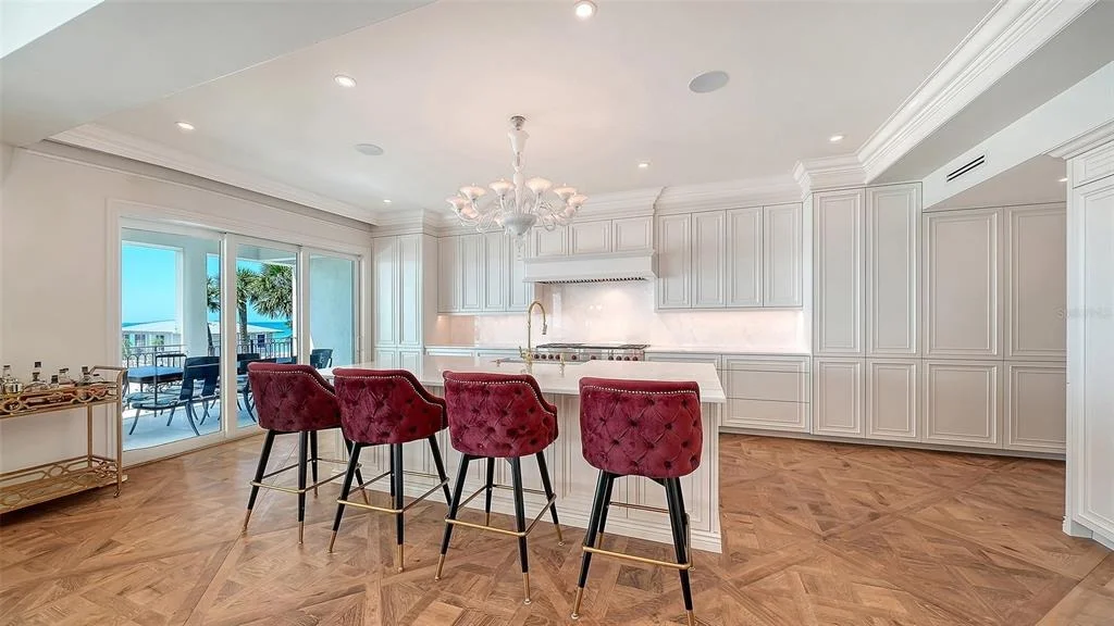 Photo of 6529 GULFSIDE ROAD