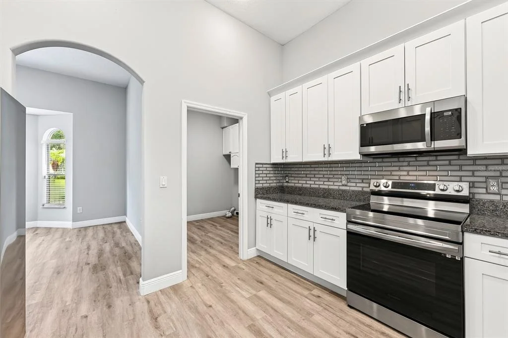 Photo of 4946 LAZY OAKS WAY