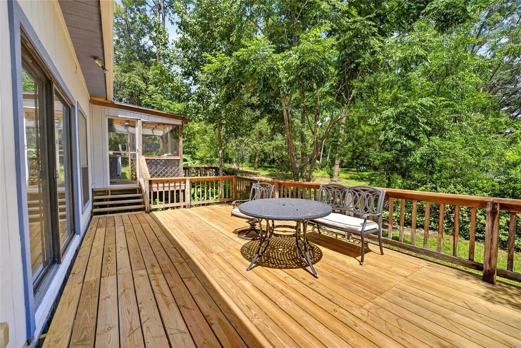 Photo of 325 NW 80TH BOULEVARD