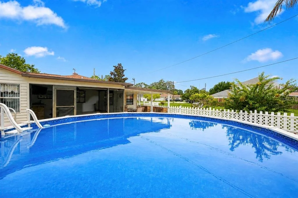 Photo of 2151 MEREDITH DRIVE