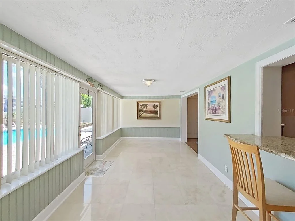 Photo of 1110 MCLEAN STREET