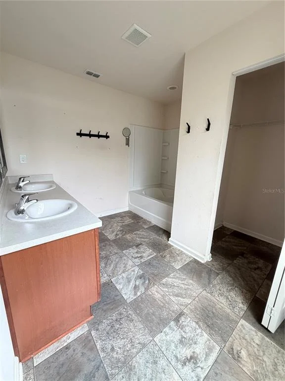 Photo of 45170 DUTTON WAY