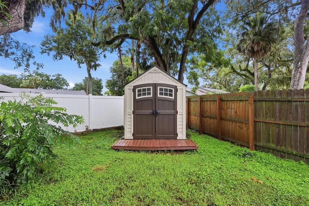 Photo of 483 SPRUCEVIEW DRIVE