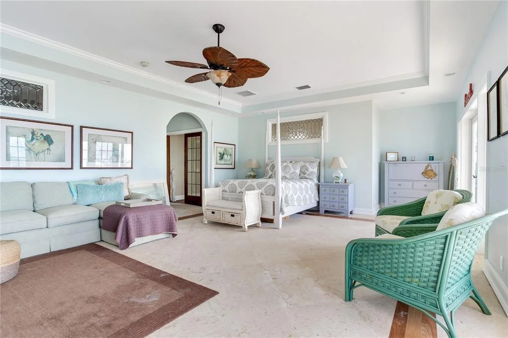 Photo of 16116 GULF BOULEVARD