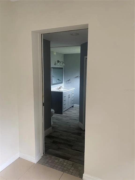 Photo of 1608 LONG LANE