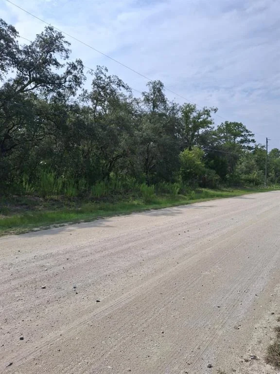 Photo of 18364 PARAKEET ROAD