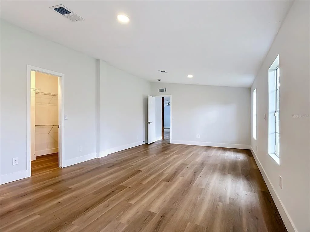 Photo of 9200 MERCURY DRIVE