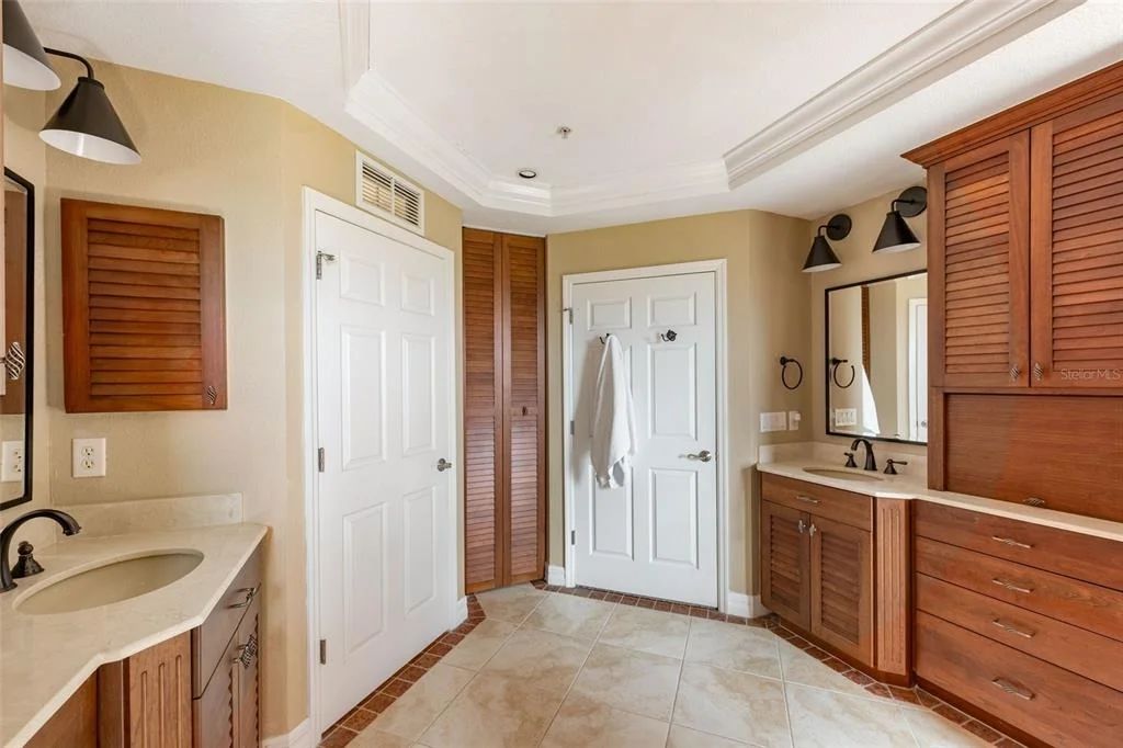Photo of Unit 204 at 1420 BEACH ROAD