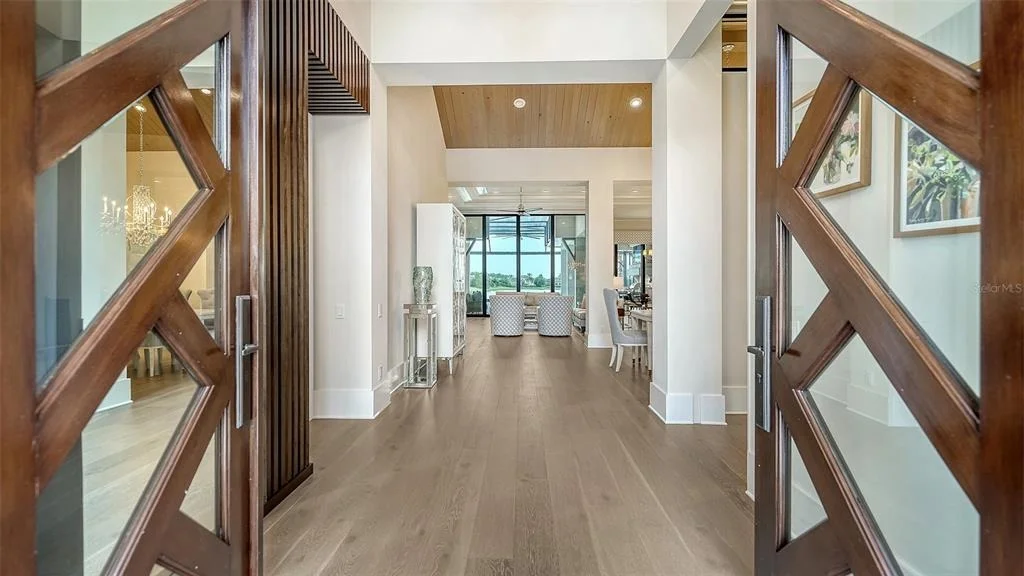 Photo of 8339 LUCERNE LOOP