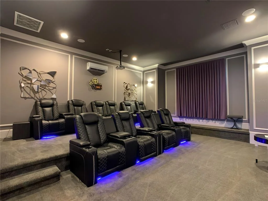 Photo of 8193 VALHALLA TERRACE