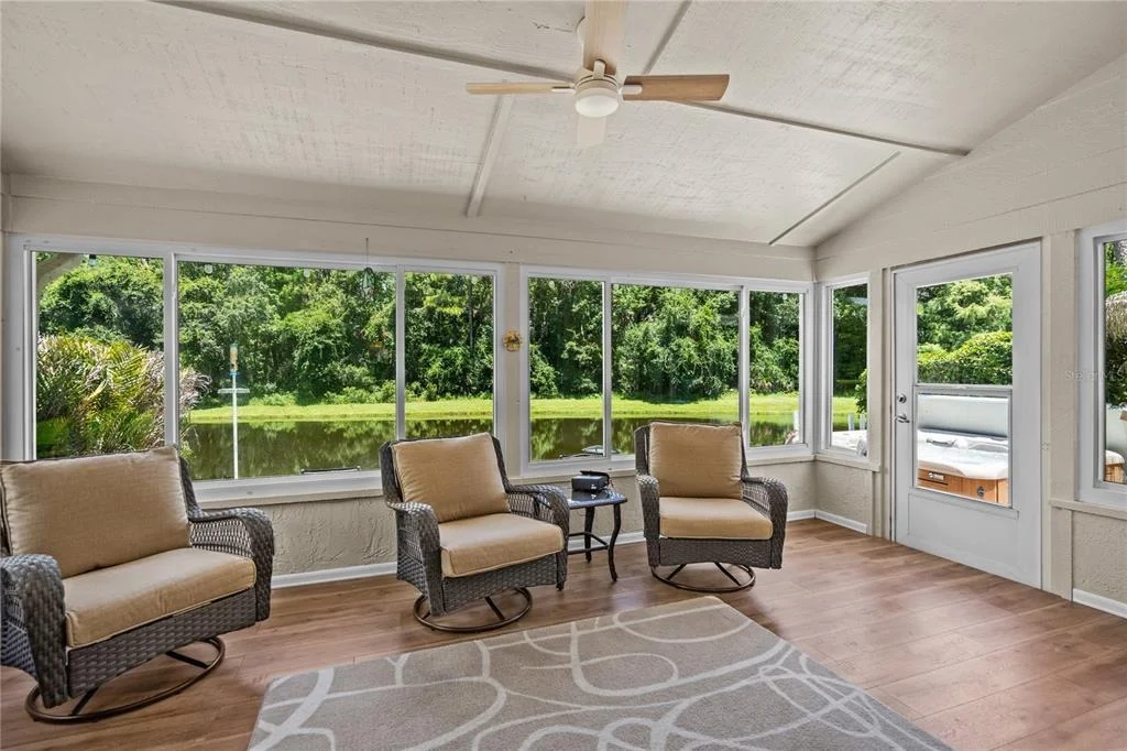 Photo of 254 GLENBRIAR CIRCLE