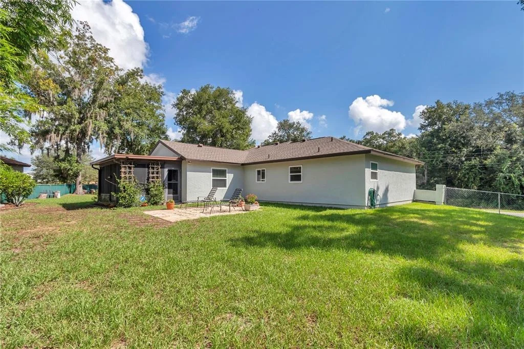 Photo of 814 OAK ROAD