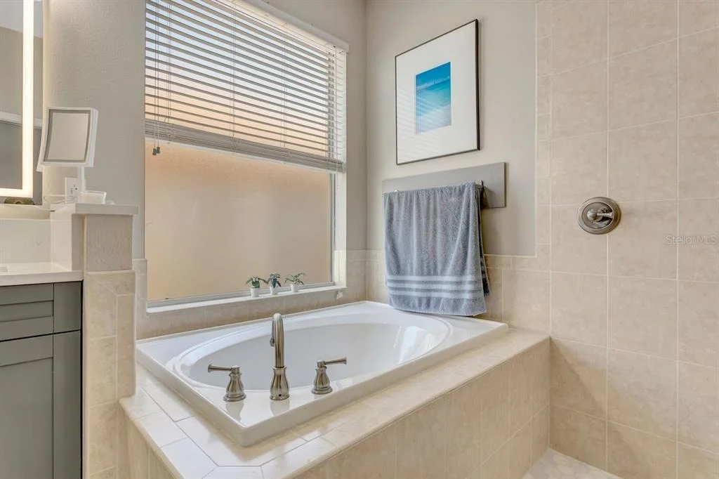 Photo of 501 STONE BRIAR DRIVE
