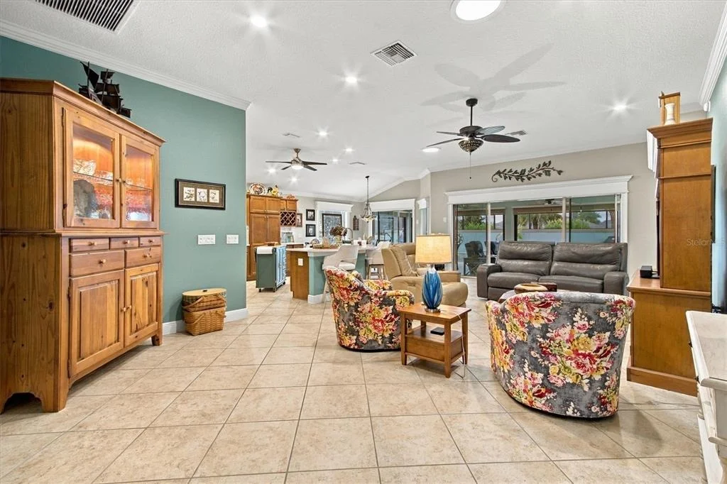 Photo of 2947 BUREAU PATH