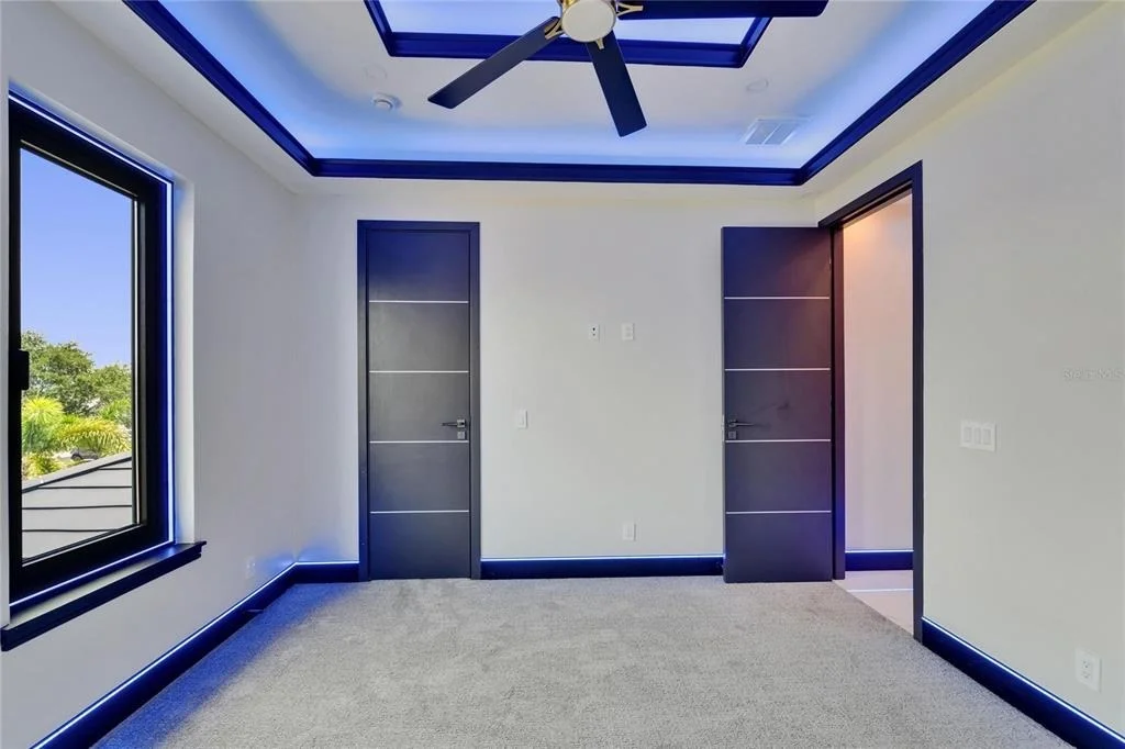 Photo of 6530 SIMONE SHORES CIRCLE