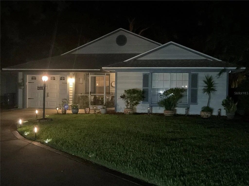 Photo of 852 FRANKLIN CIRCLE