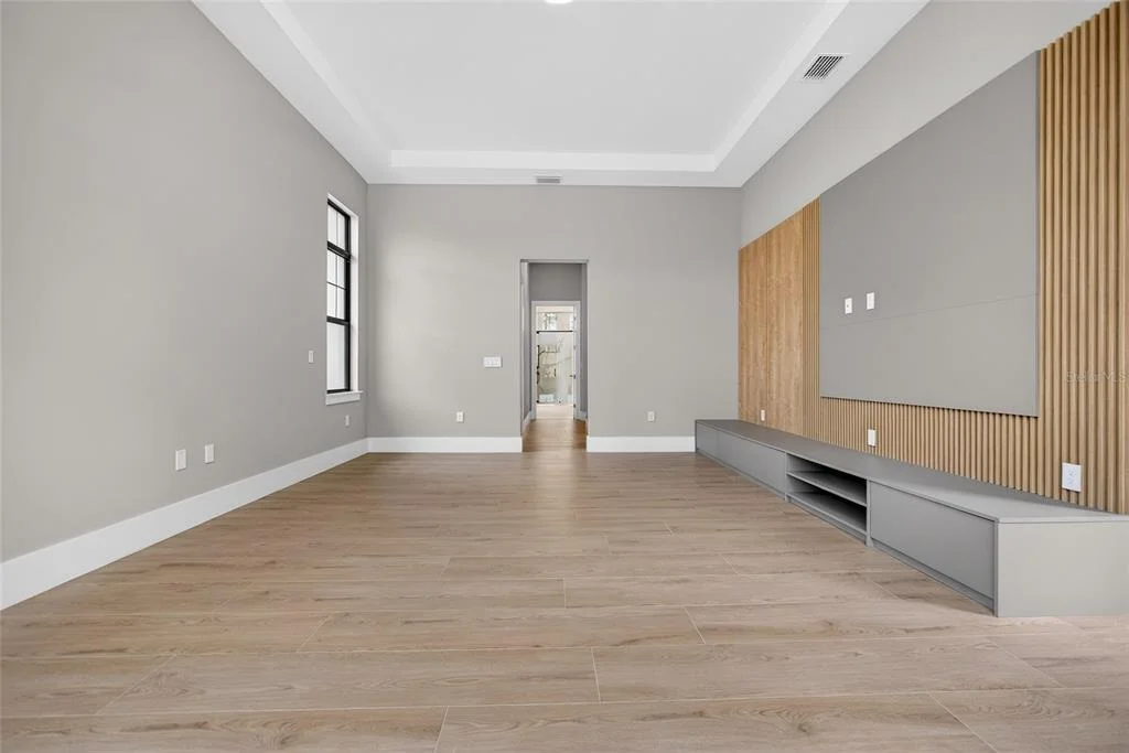 Photo of 16130 PENDIO DRIVE