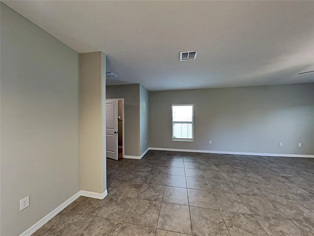 Photo of 5125 WHITE CHICORY DRIVE