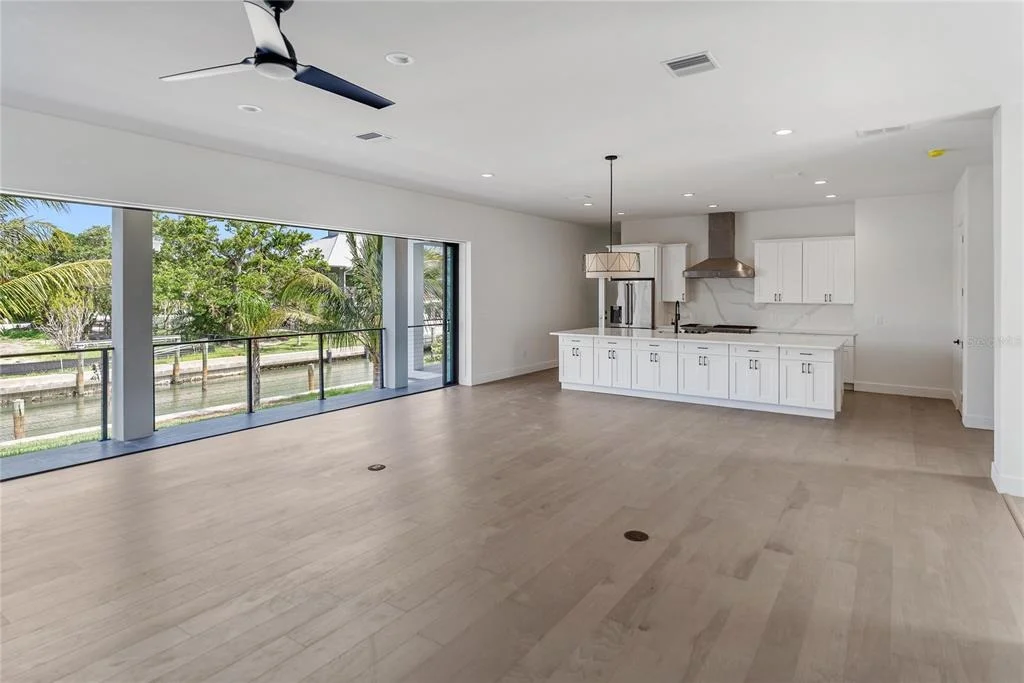 Photo of 569 BAYVIEW DRIVE