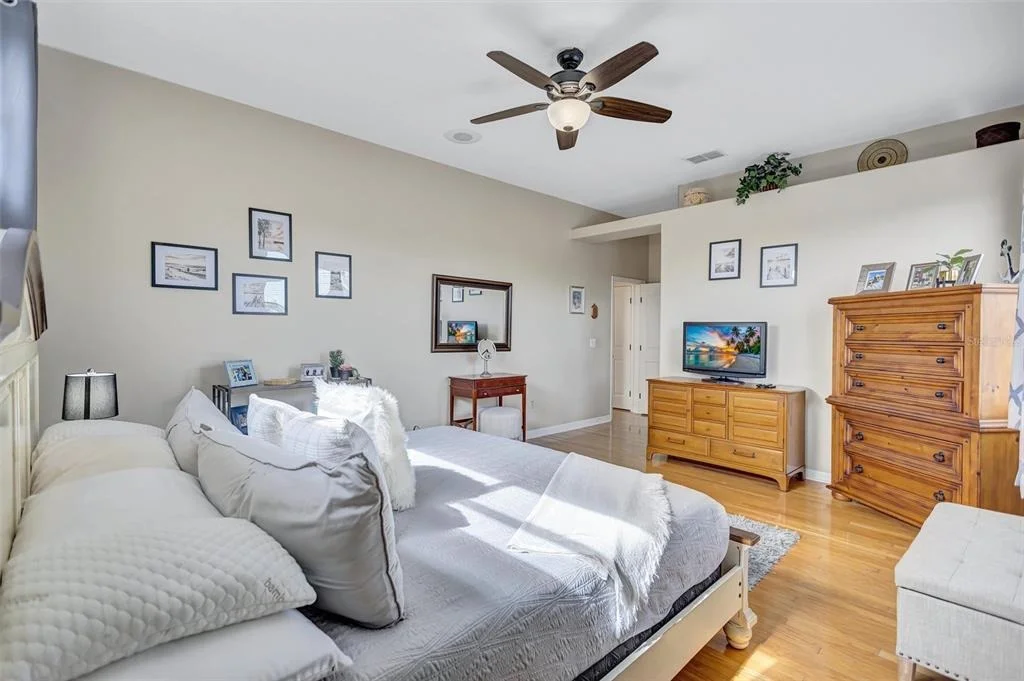 Photo of 760 SOUNDVIEW DRIVE