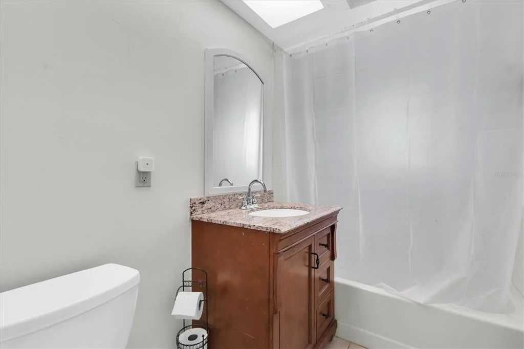 Photo of 914 HARBOR CIRCLE