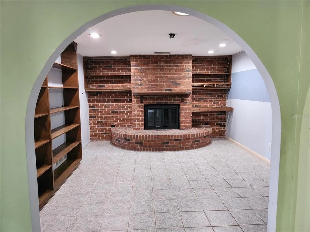 Photo of 25 EMERALD DRIVE
