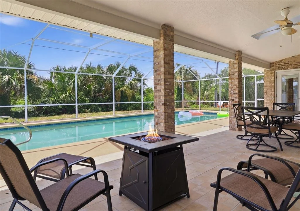 Photo of 4 BEACHSIDE DR
